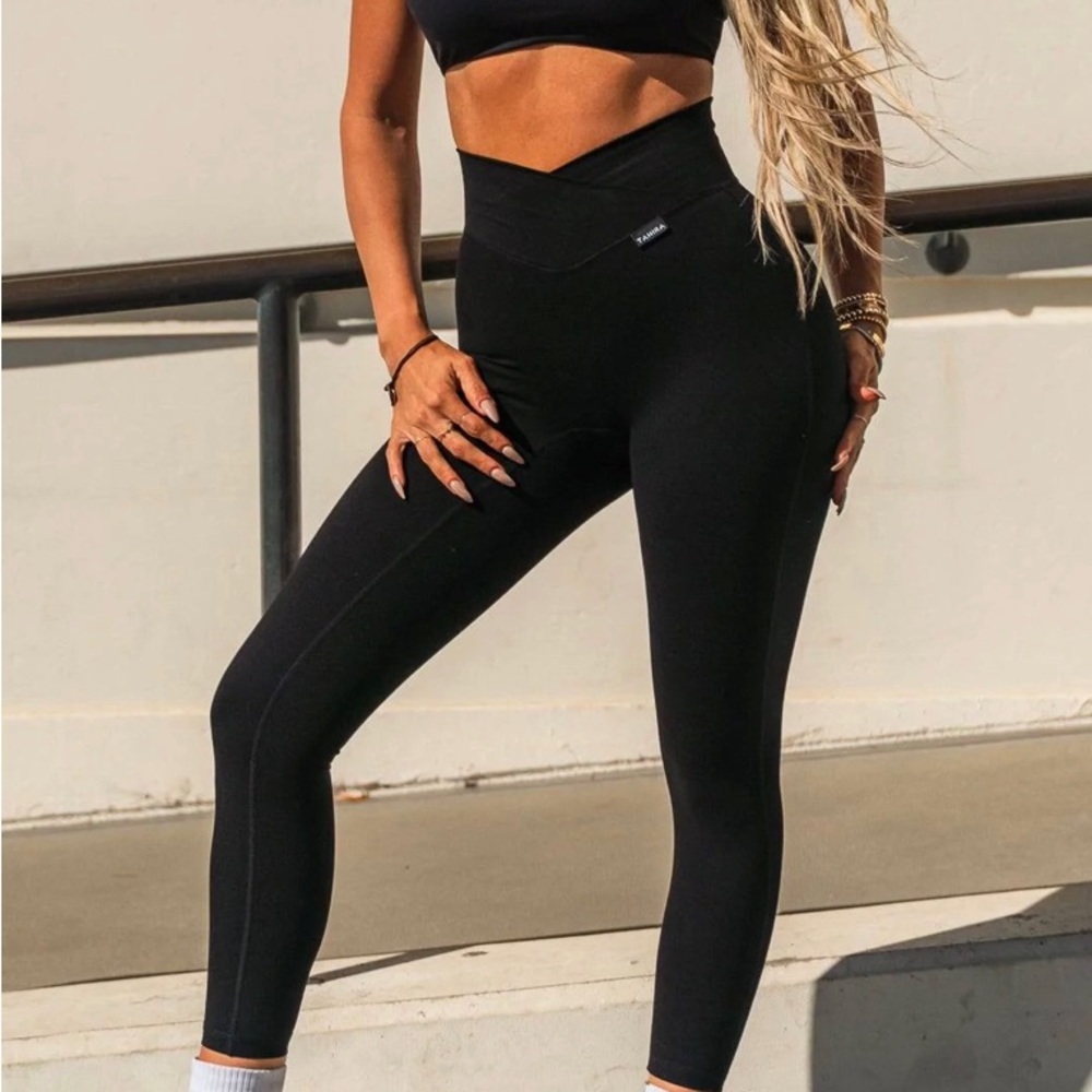 Tahira By KB Boujee Basic Scrunch Leggings